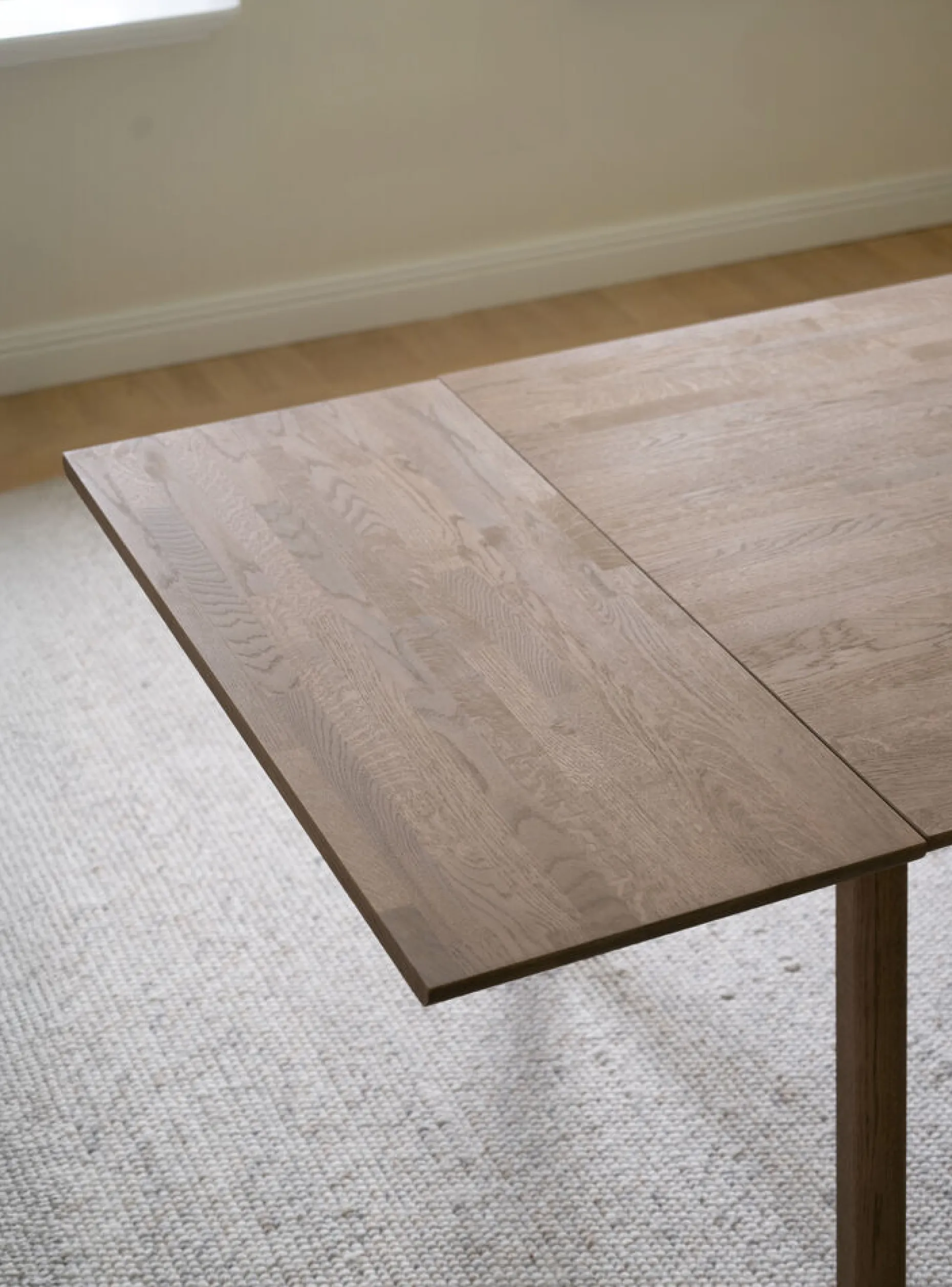 CLAPPERTON Matbord 220x95 sandfärgad ek