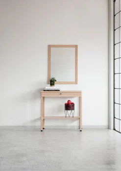 CORA Sideboard Vitoljad Ek / Svart Stål