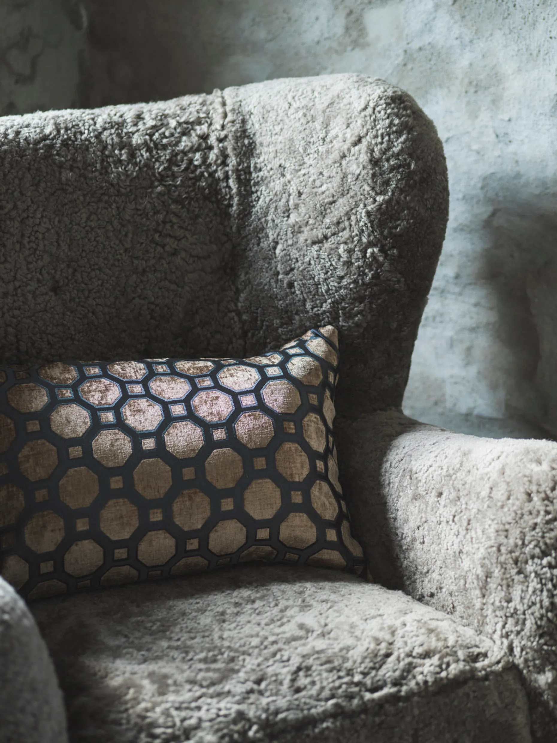 DOUGLAS Kuddfodral brun/svart 40x60cm 100% polyester 30 grader
