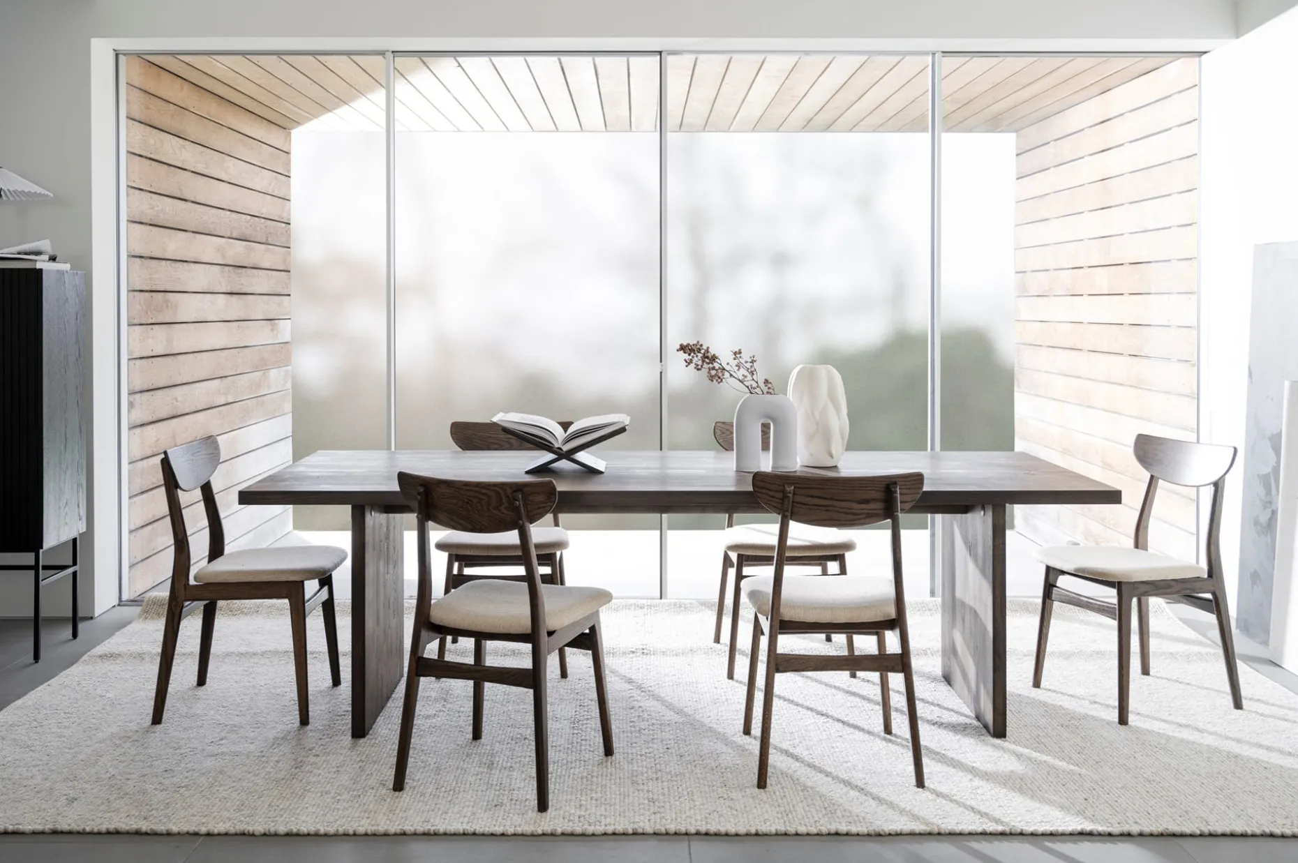 EMMETT Matbord 240 brun ek