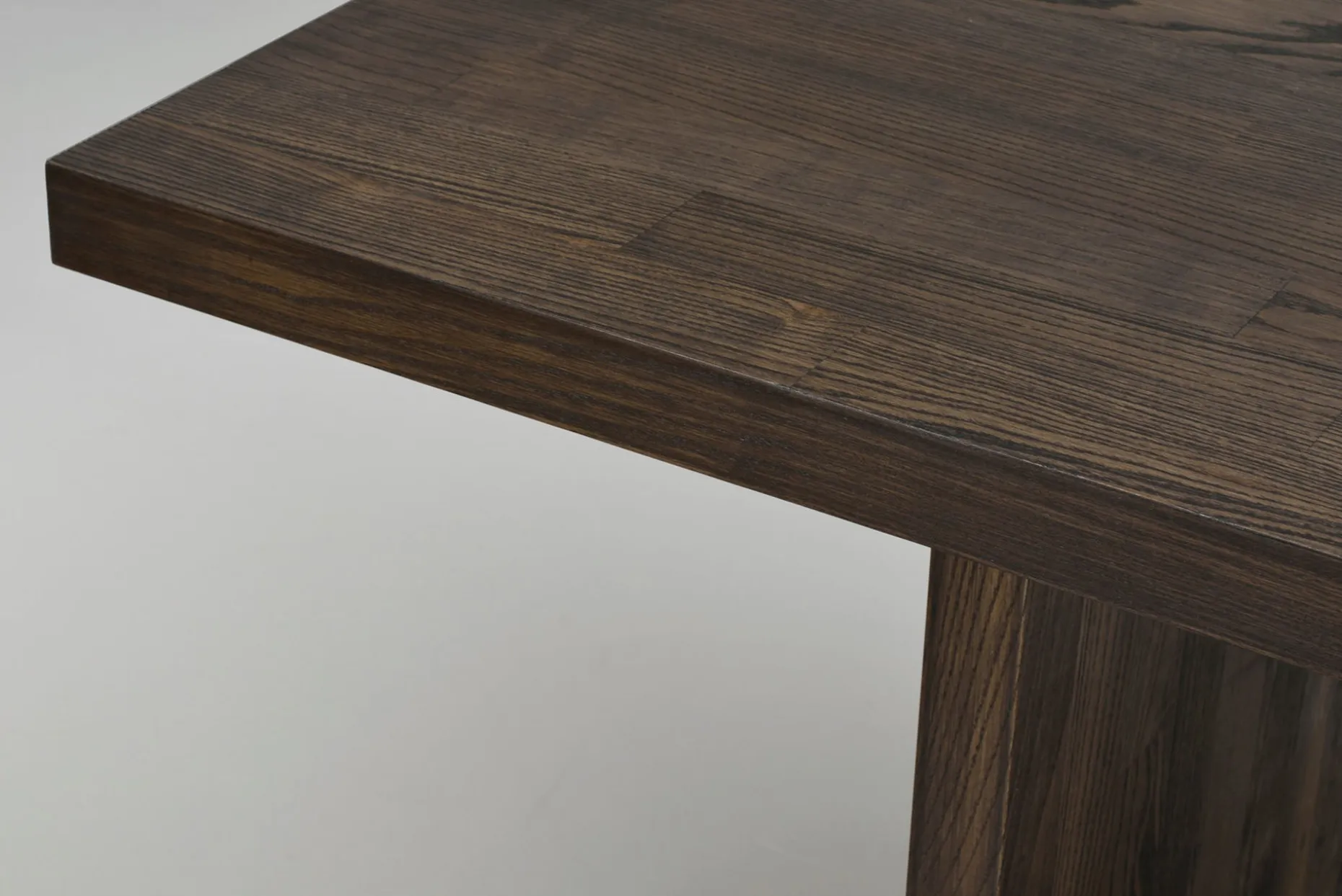 EMMETT Matbord 240 brun ek
