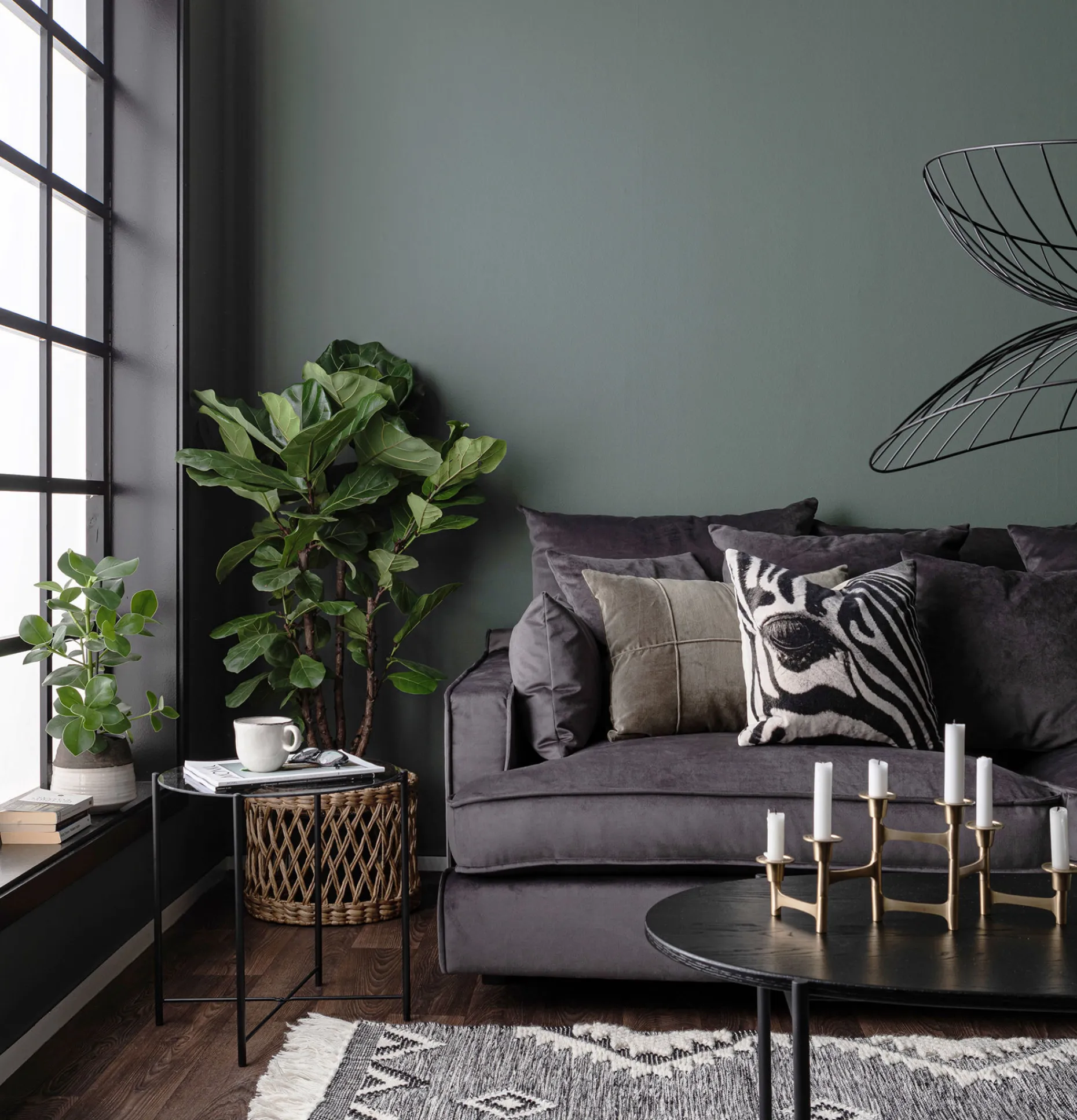 ESTELLE Chill 3,5-sits soffa tyg Meda Iron kuvertryggkuddar svarta ben
