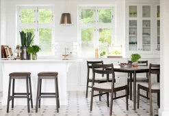 FAIRMOUNT Matbord runt Ø120 beige HPL/brun ek