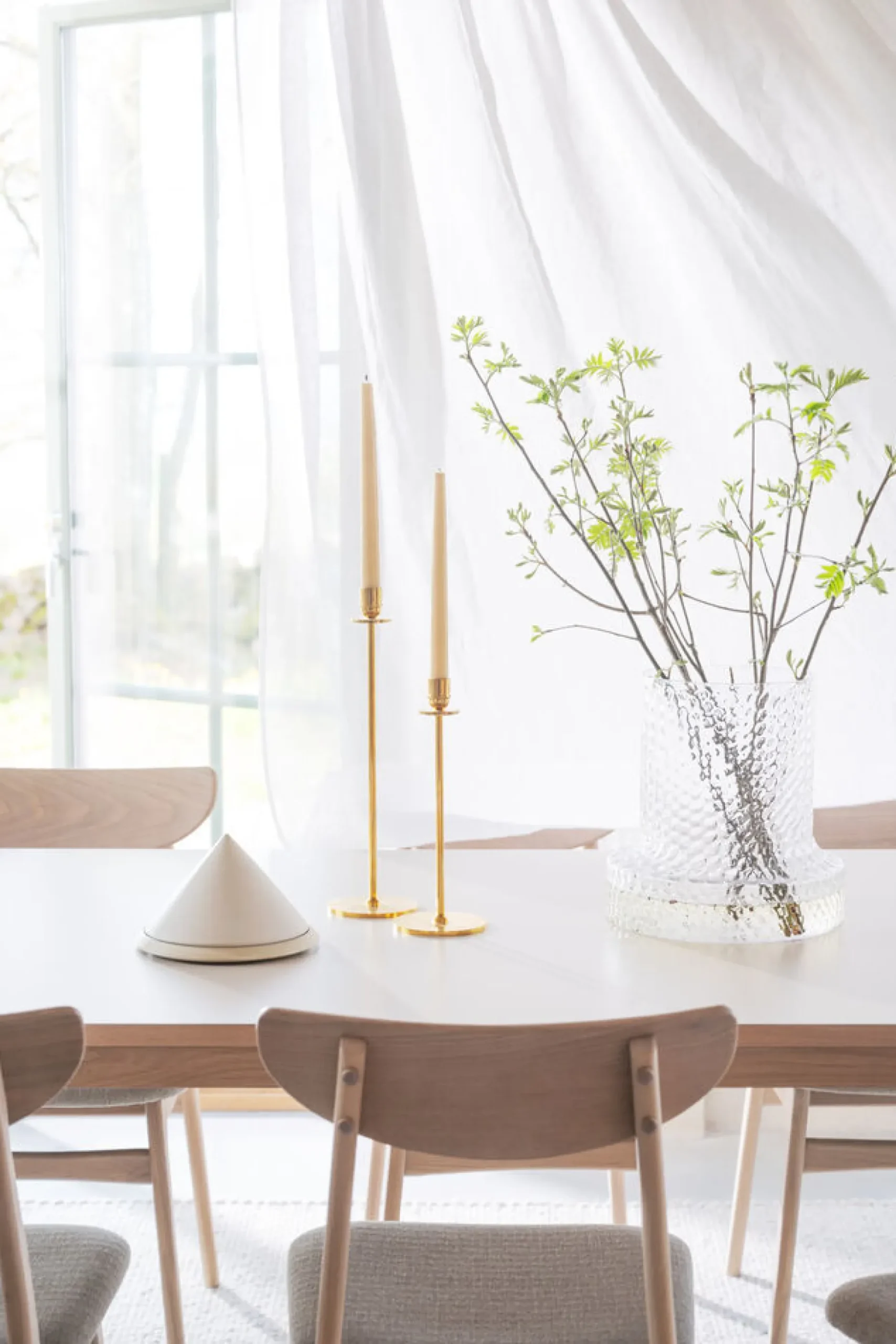 FAIRMOUNT Matbord 220x95 beige HPL/vitpigmenterad ek