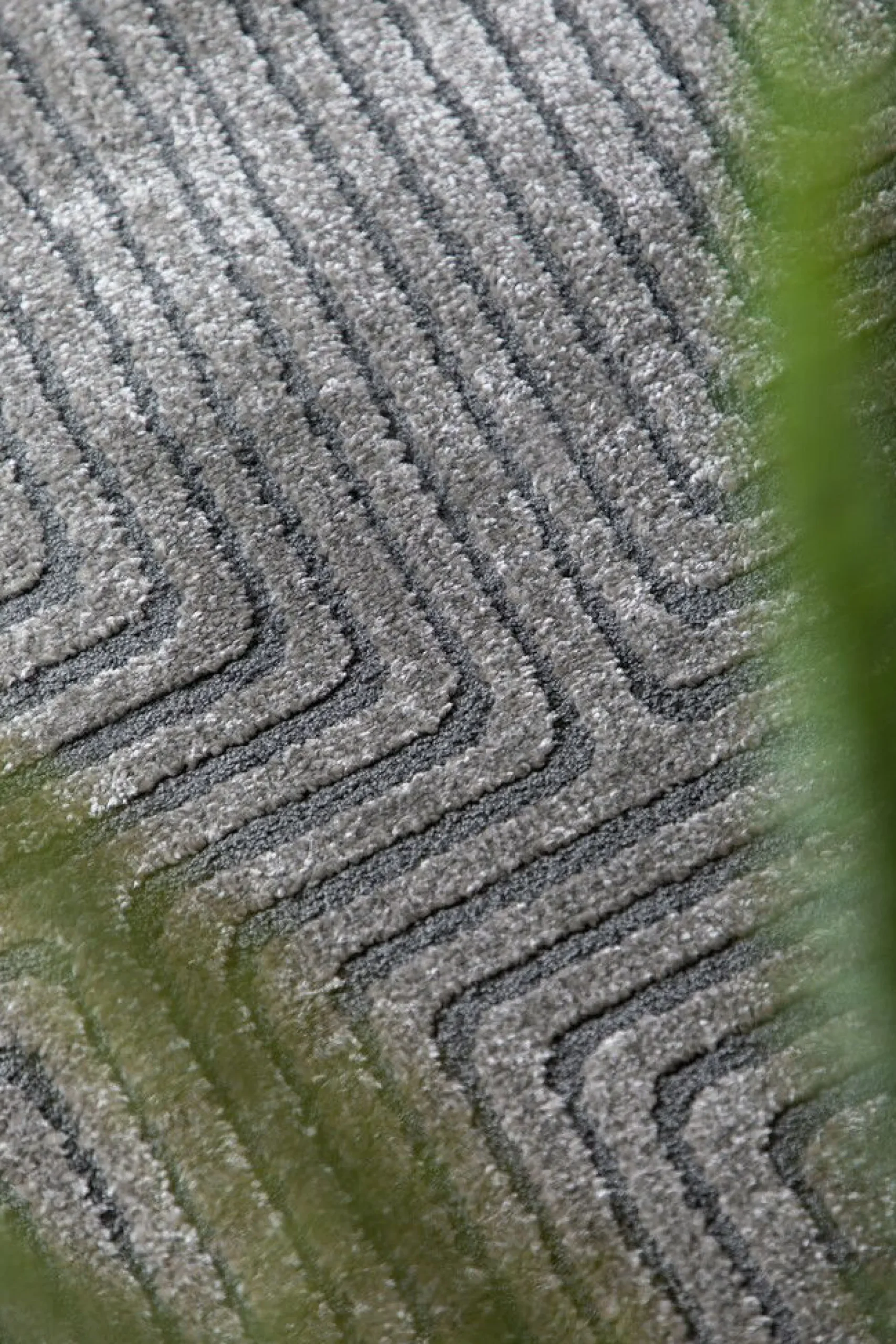 FERN Wiltonmatta 8, mörkgrå 200x290