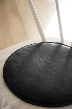 FULTON sittdyna rund svart läder-textil