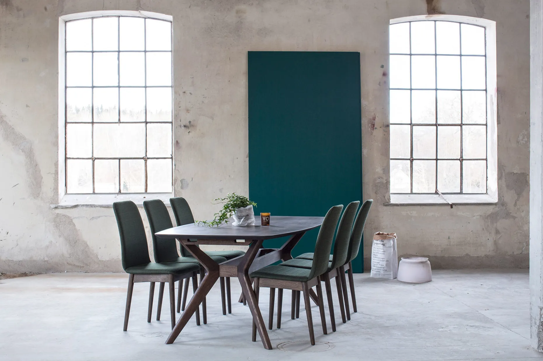 HAMPTON matbord 210x100 cm smoked ek