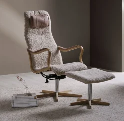 JACK WOOD Fåtölj med gunga, inkl pall EK fårskinn SL Moonlight, Vintage Taupe, Facet 16, vitpigm.ek/krom PAKETPRIS