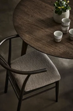 JIVAGO Matstol i lackad mörkbrun ek, sits i tyg alpine grå/beige, foam, Sitthöjd 46,5 cm