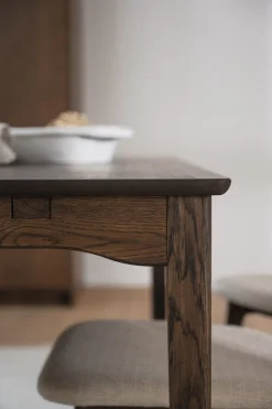 MARKHAM matbord 180 brun ek