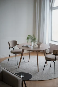 MERRICK Karmstol mörkbeige tyg/svart metall snurr