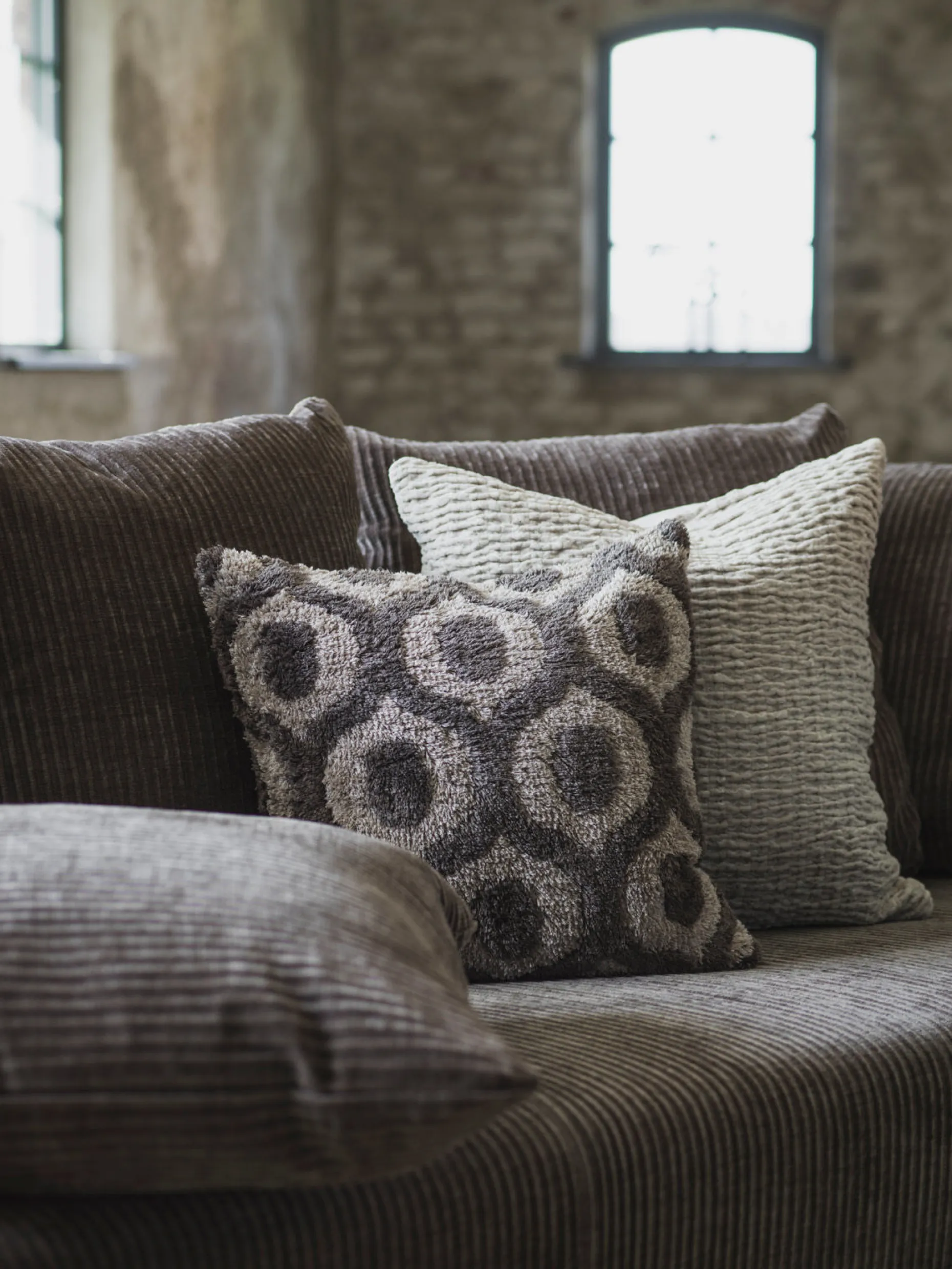 POLINI Kuddfodral brun/beige 45x45cm 66% Viskos 26% bomull 8% Polyester Endast kemtvätt