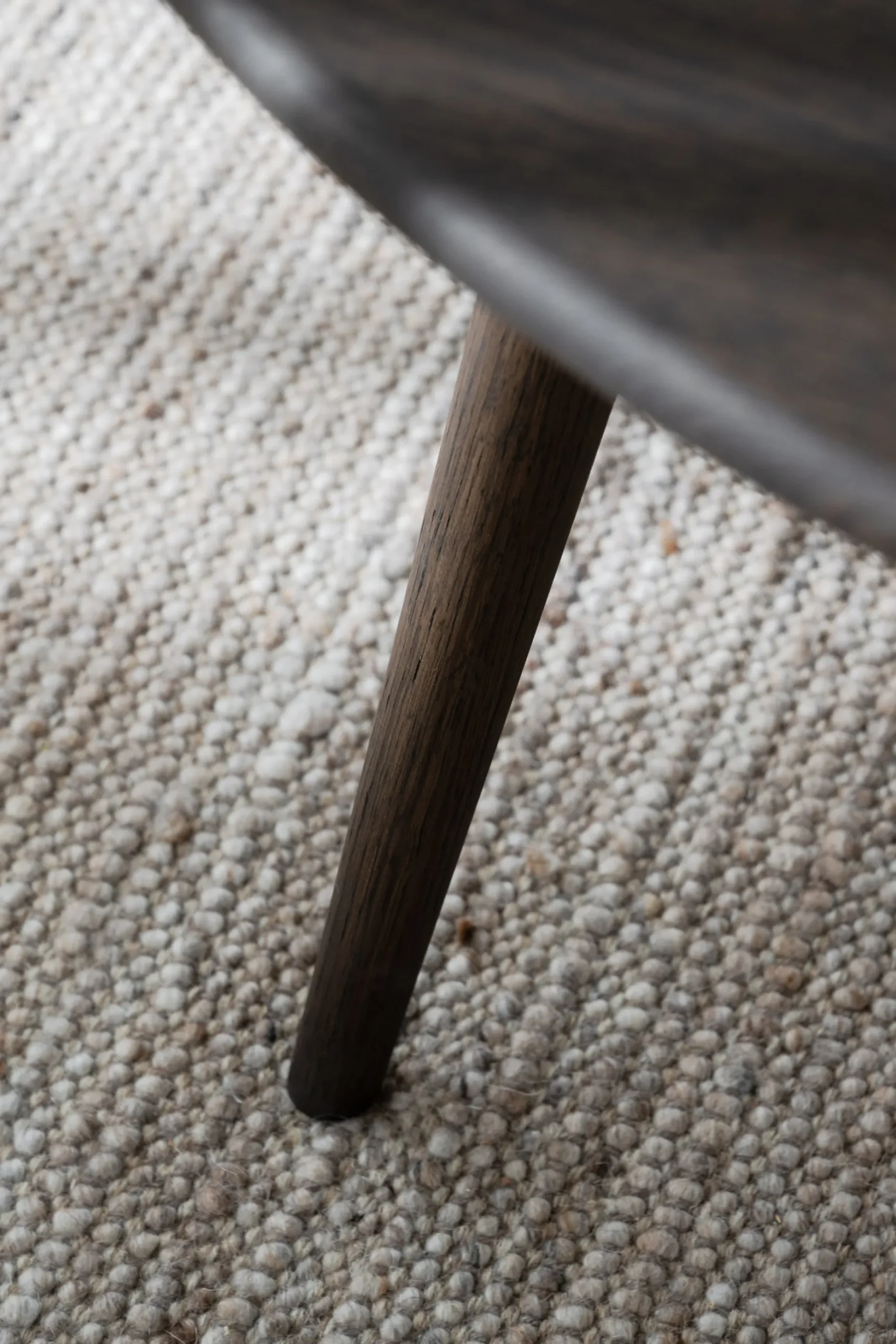 TOMPKINS soffbord runt Ø60 brun ek