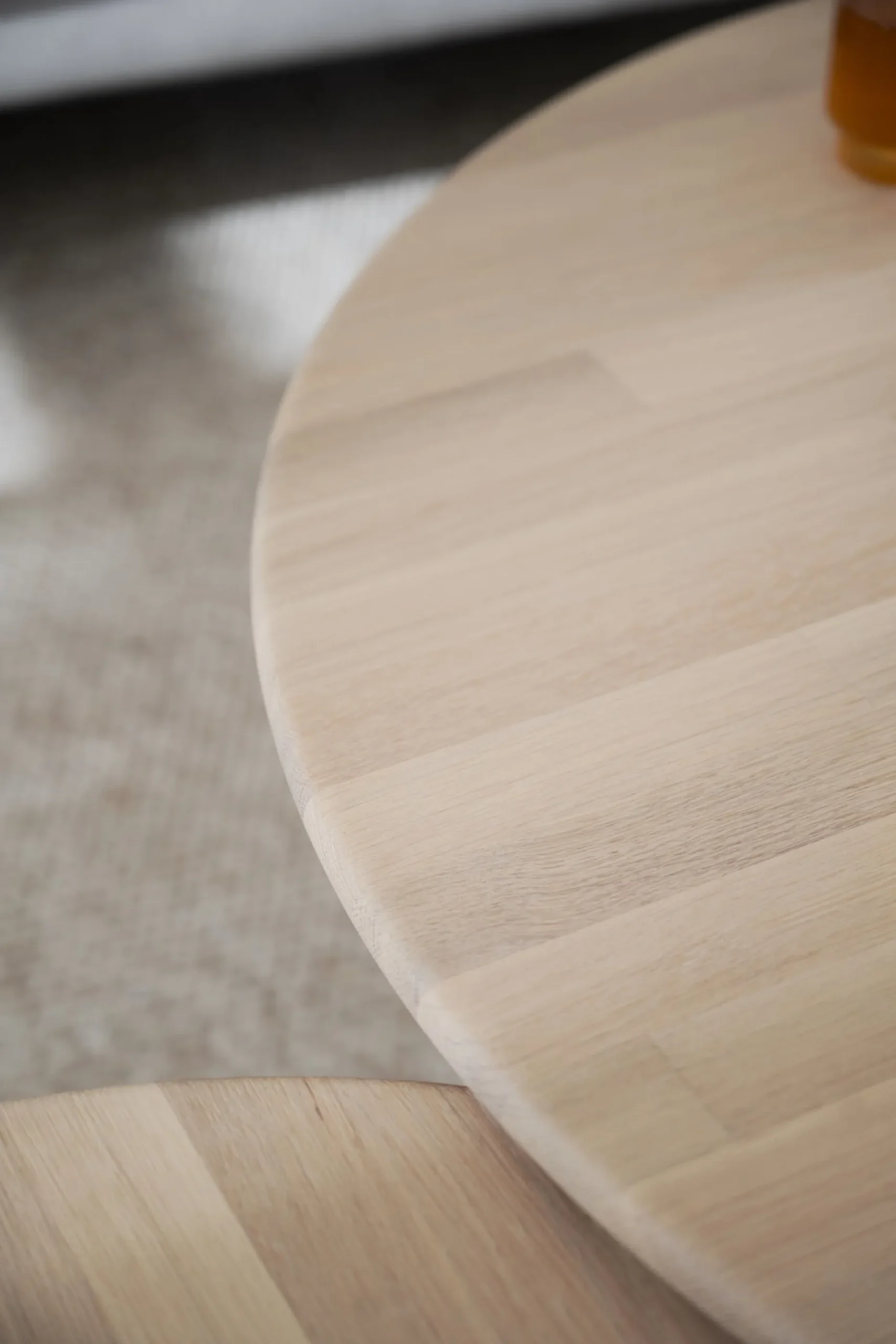 TOMPKINS soffbord runt Ø90 vitpigmenterad ek