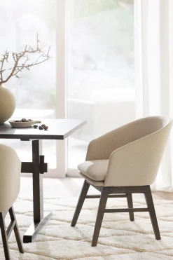 WINDHAM karmstol beige tyg/bruna ekben